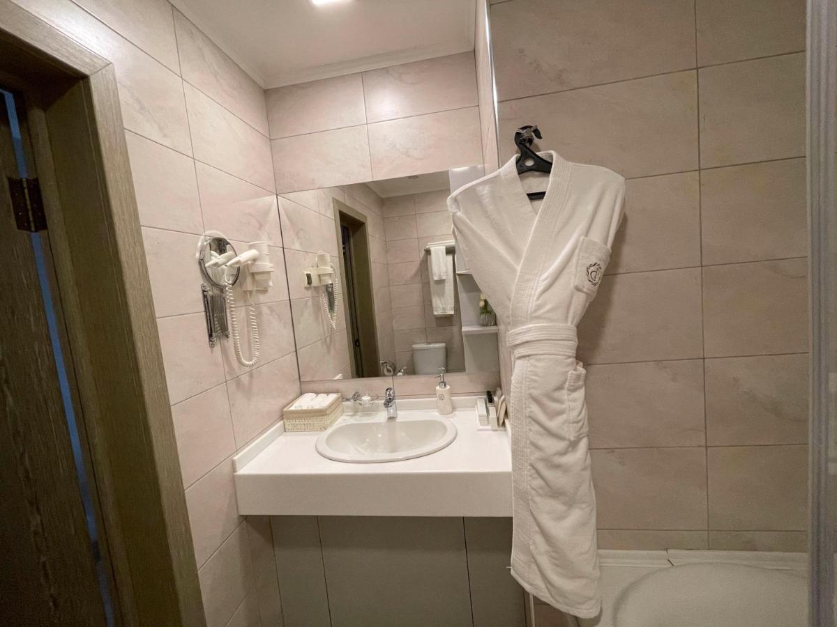Grace Point Hotel Asztana Kültér fotó