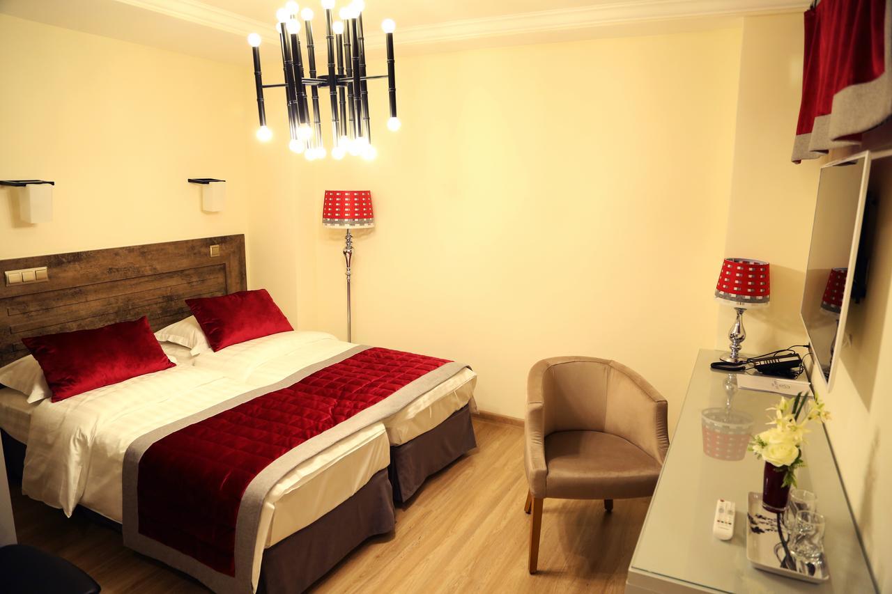 Grace Point Hotel Asztana Kültér fotó